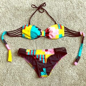 Volcom Bikini Top & Bottom- Size M